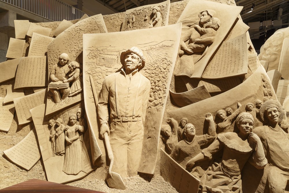 砂の美術館第1期作品画像 アメリカの文学『アンクルトムの小屋』